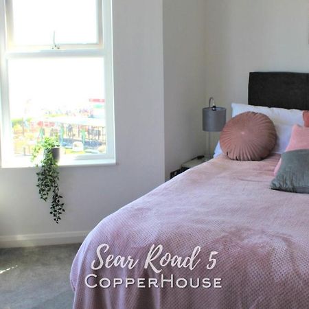 Beautiful Apartments On The Sea Front - Sea Road 5 Felixstowe Exteriör bild