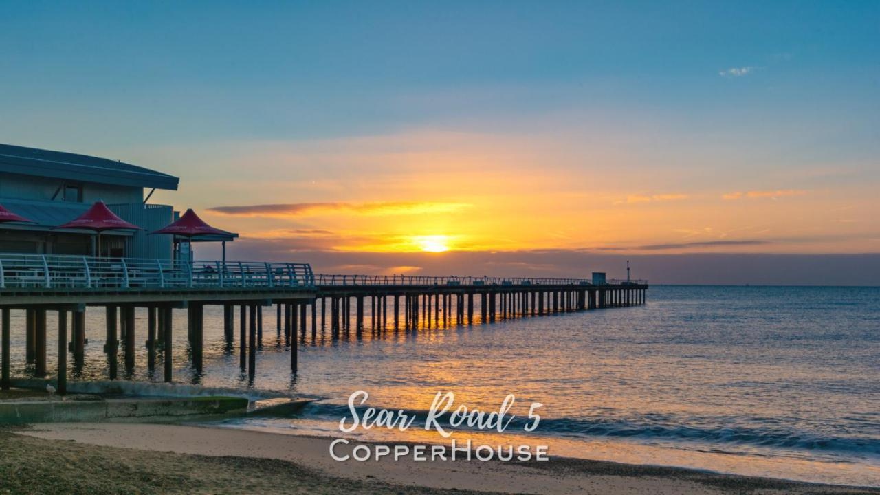Beautiful Apartments On The Sea Front - Sea Road 5 Felixstowe Exteriör bild
